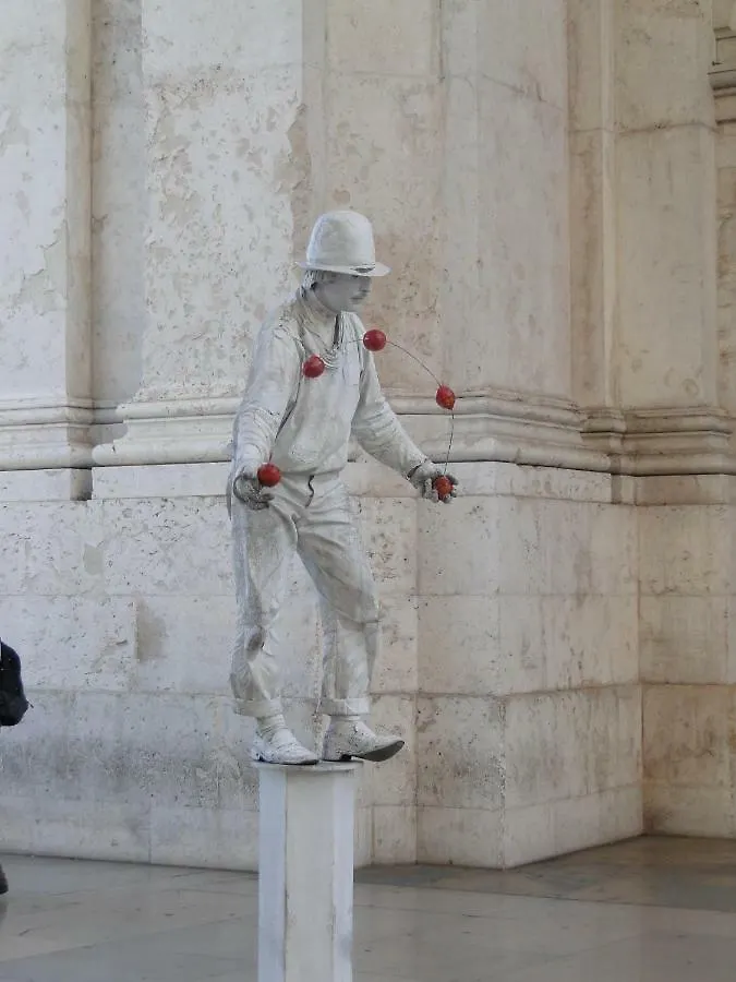 The Country In The Town Daire Lisboa Portekiz